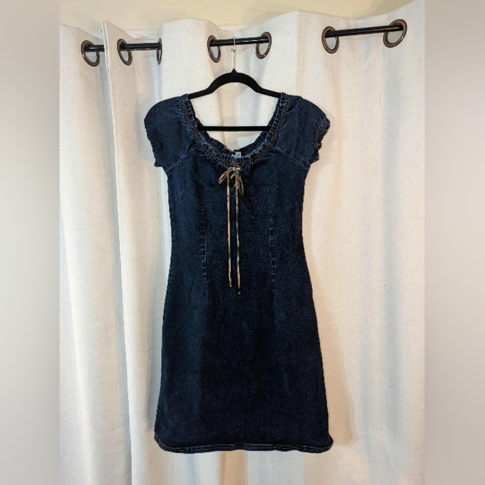 2000s Fitted Mini Denim Dress With Puffed Sleeves Tie Front Y2K meets Boho